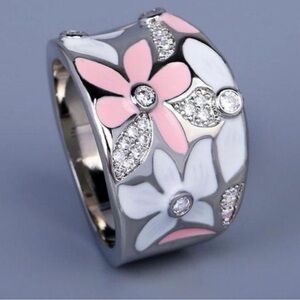 Cute silver pink and white daisy ring